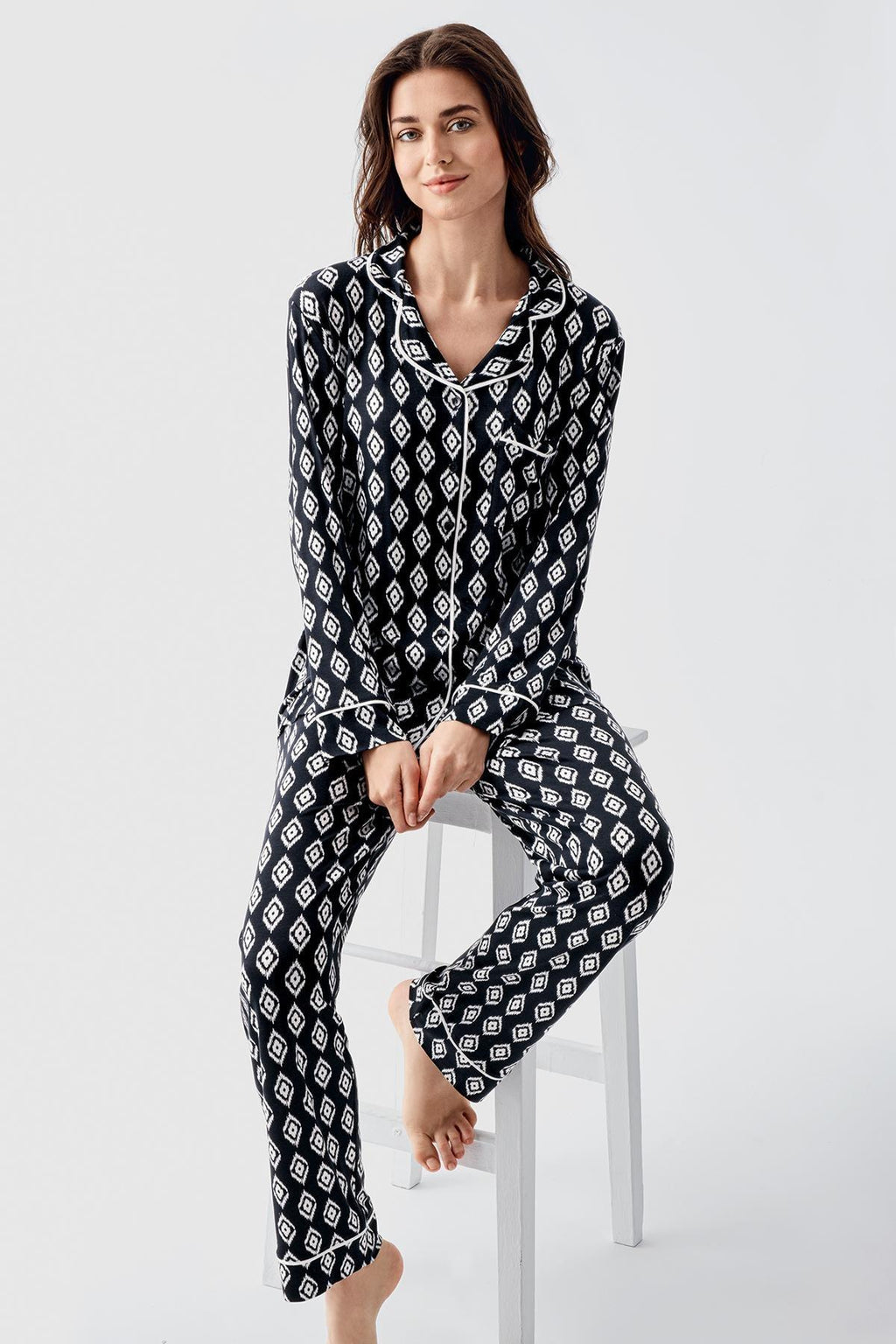 Lacy Patterned 4-Piece Maternity-Nursing Set Black - 101101