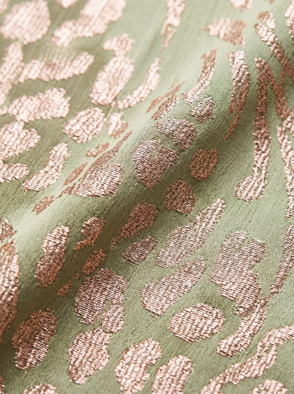 Antonella | Elegante jurk van licht en vloeiend materiaal