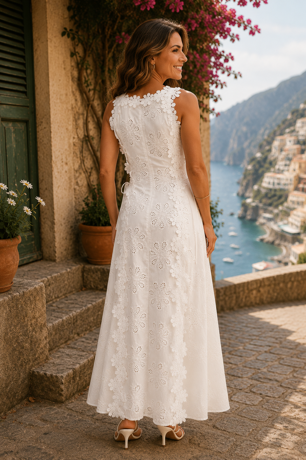 Della | Elegante Maxi Jurk met Borduursels