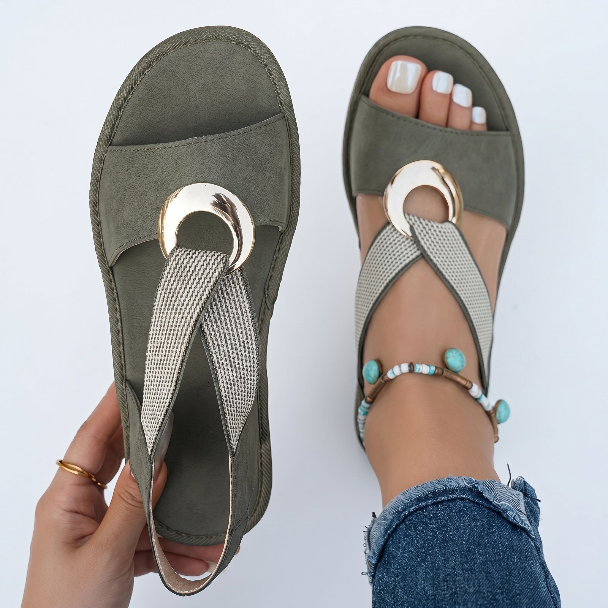 Gabriela - Platte Sandalen met Metaal Detail