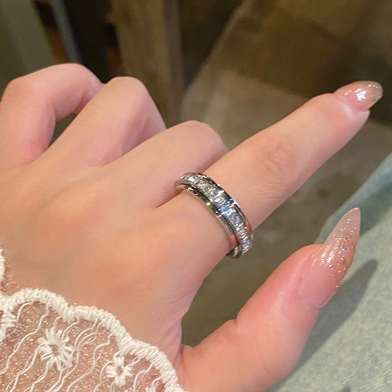 🎄Oferta especial de Navidad🎄Anillo giratorio de titanio y acero con circonit