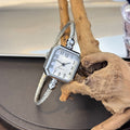 🎁2026 Nieuw binnen 50% KORTING💥Chique armbandhorloge met open manchet en vierkante wijzerplaat