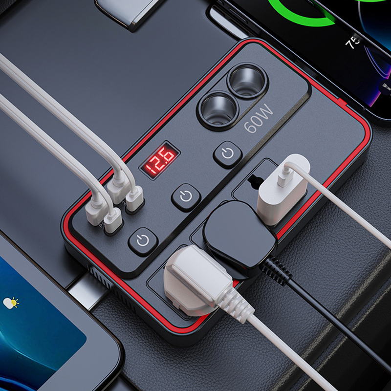 Multifunctionele Autolader Met Stopcontacten En USB