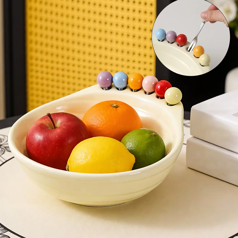 Bol à collations en forme de pied ludique avec fourchettes à fruits intégrées