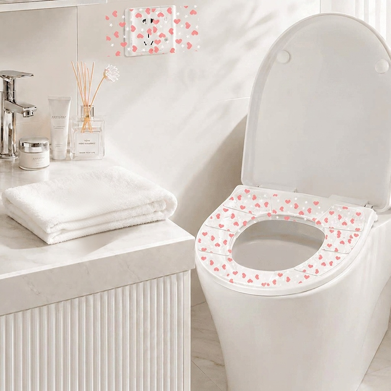 🚽🛡️ Wegwerp toiletbrilhoes – waterdicht, universele pasvorm, handig voor op reis!