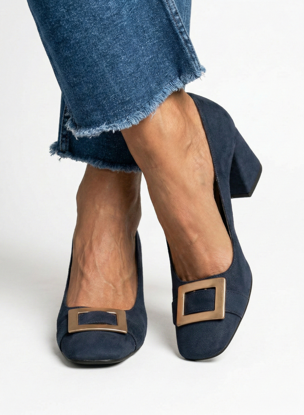Inês | Suède Schoenen met Gouden Gesp